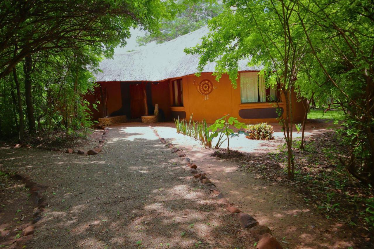 Munga Eco-Lodge Livingstone Bagian luar foto